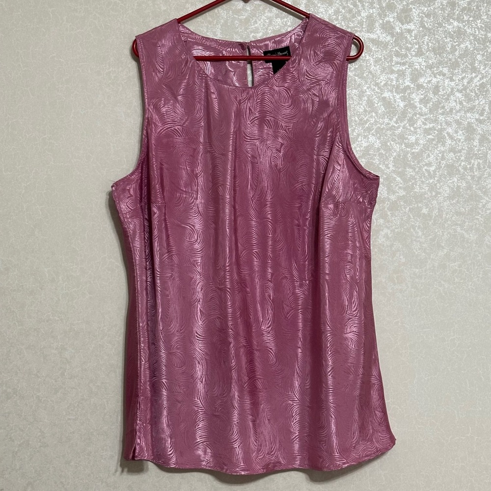 Maggie Barnes Jacquard Sleeveless Shell Blouse Pink Metallic Plus Size 2X 22/24
